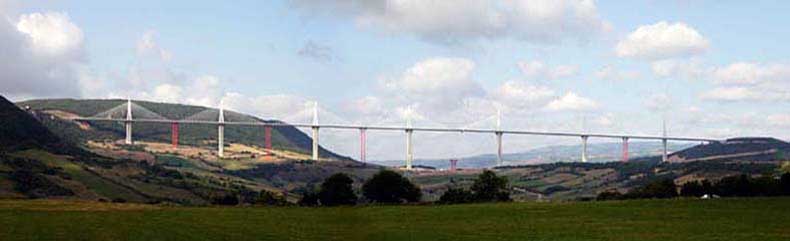 viaduc de Millau avant fin des travaux